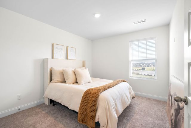 967 Nance Ln, Lebanon, TN 37087