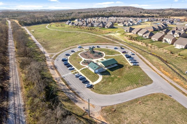 967 Nance Ln, Lebanon, TN 37087