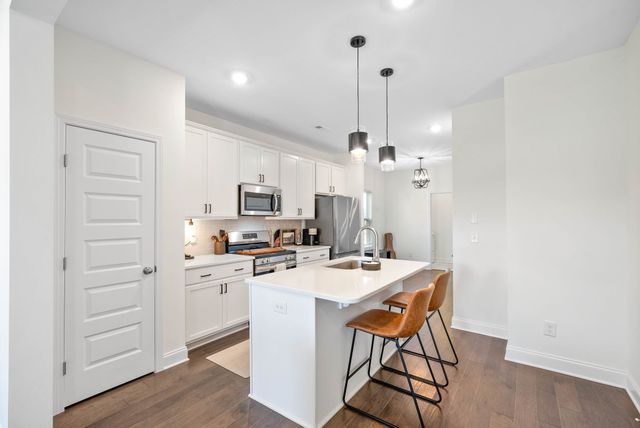 967 Nance Ln, Lebanon, TN 37087