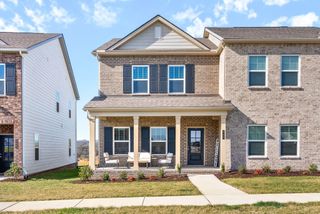 967 Nance Ln, Lebanon, TN 37087