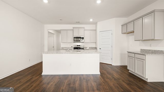 215 Storm Lane, Hoschton, GA 30548