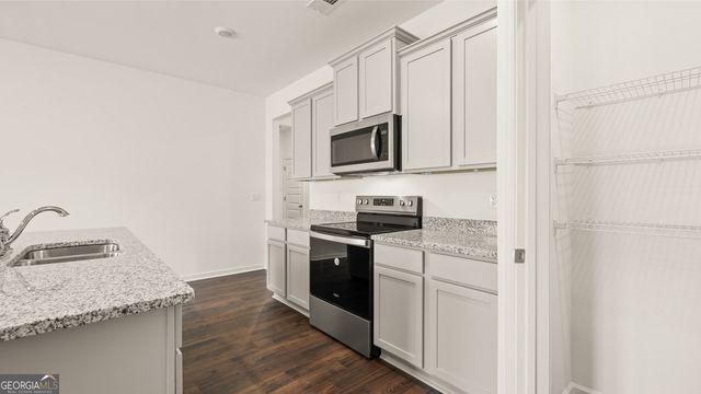 215 Storm Lane, Hoschton, GA 30548