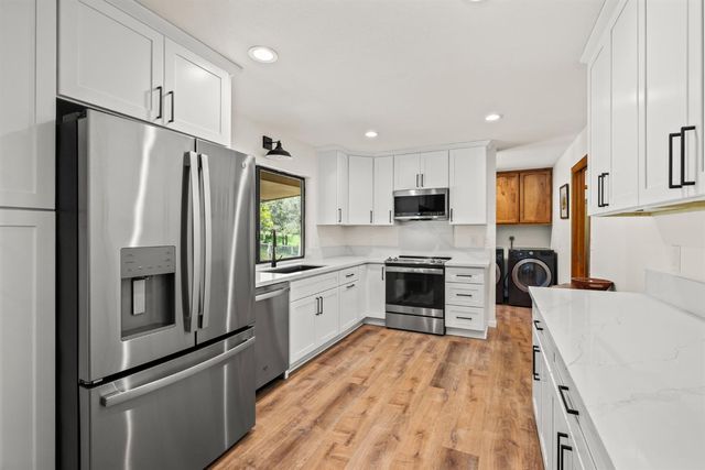 1575 American River Trl, Cool, CA 95614
