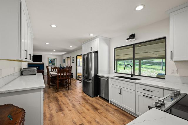 1575 American River Trl, Cool, CA 95614
