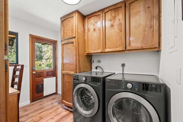 1575 American River Trl, Cool, CA 95614