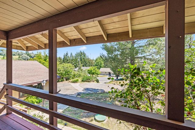 1575 American River Trl, Cool, CA 95614