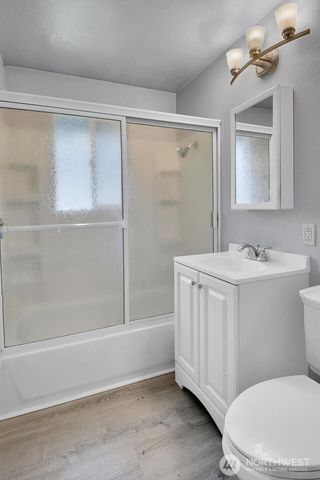 5907 177th Street SW, Lynnwood, WA 98037
