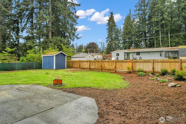 5907 177th Street SW, Lynnwood, WA 98037