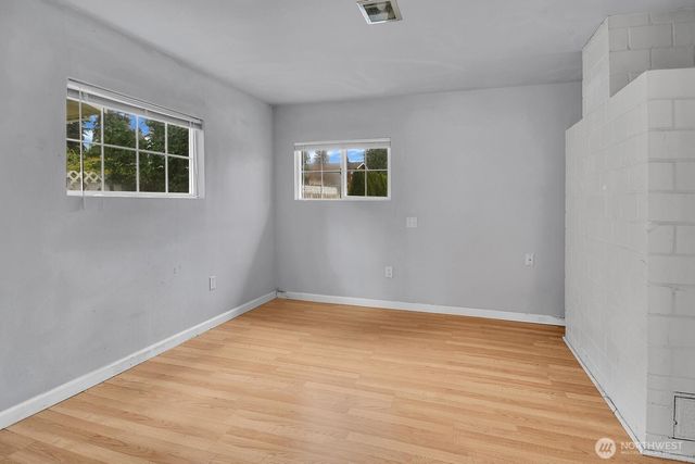 5907 177th Street SW, Lynnwood, WA 98037