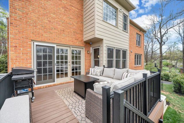 1562 Strawberry Mountain DR, Roanoke, VA 24018