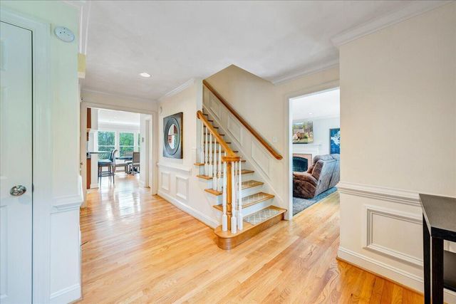 1562 Strawberry Mountain DR, Roanoke, VA 24018