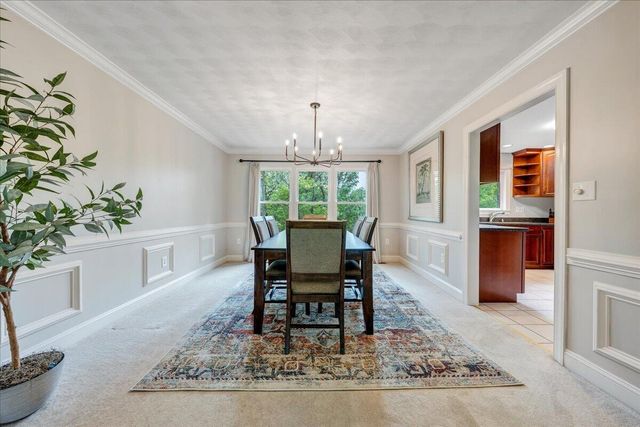 1562 Strawberry Mountain DR, Roanoke, VA 24018