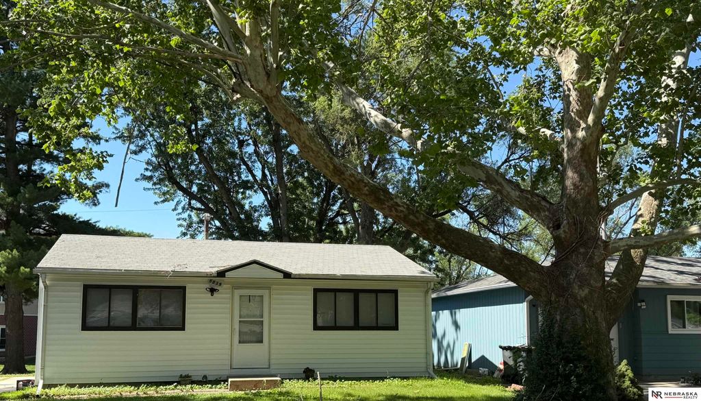 5839 Tangeman Terrace, Lincoln, NE 68505