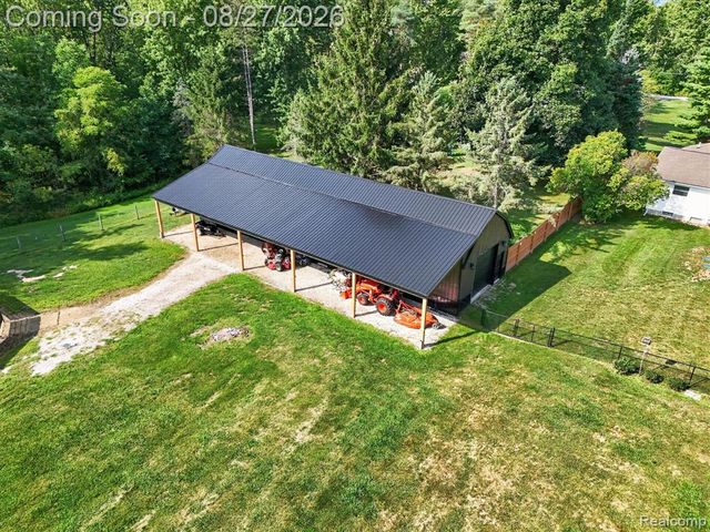 12265 Sharp Road, Linden, MI 48451