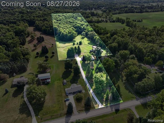 12265 Sharp Road, Linden, MI 48451