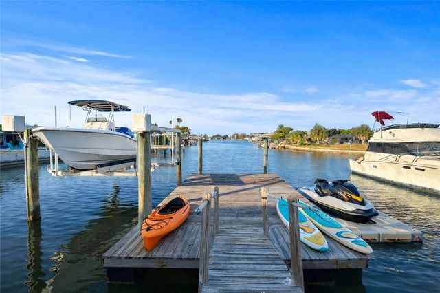 6427 BOATYARD DRIVE, Hudson, FL 34667