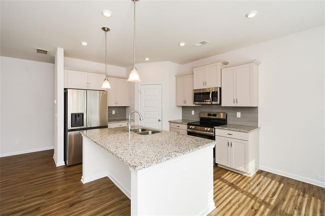 350 Cranston Drive, Canton, GA 30114