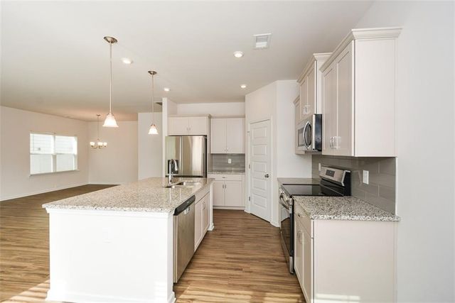 350 Cranston Drive, Canton, GA 30114