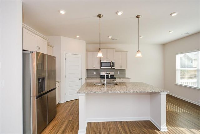 350 Cranston Drive, Canton, GA 30114