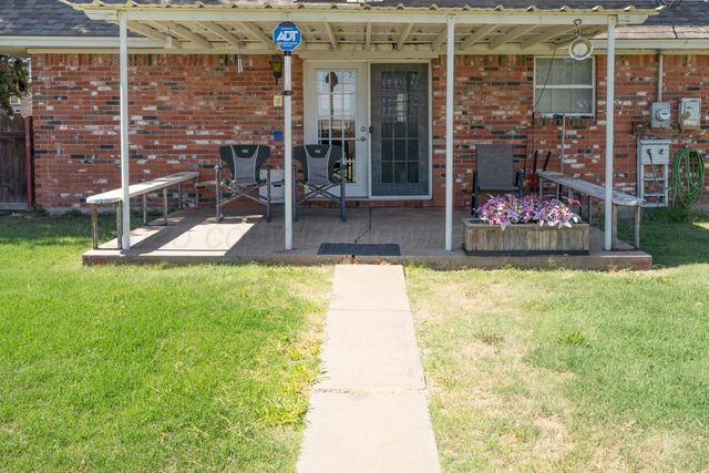 704 Montana Street, Borger, TX 79007