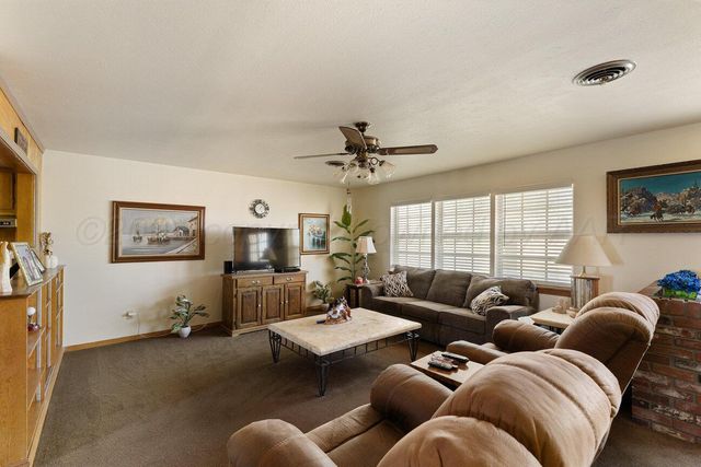 704 Montana Street, Borger, TX 79007