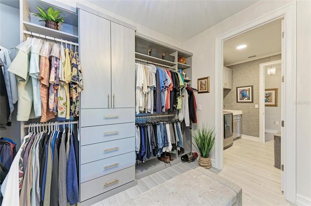 332 VILLORESI BOULEVARD, Nokomis, FL 34275