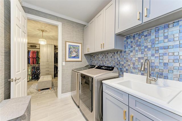 332 VILLORESI BOULEVARD, Nokomis, FL 34275