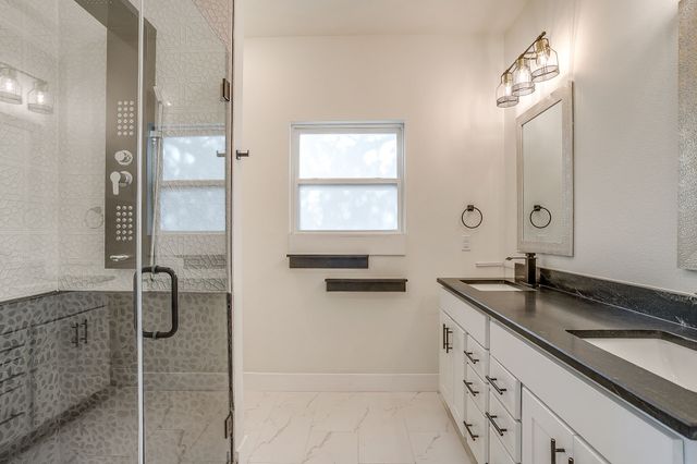 2921 Gipson Street, Fort Worth, TX 76111