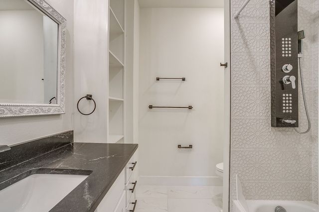 2921 Gipson Street, Fort Worth, TX 76111