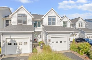 943 W Savidge Street, Spring Lake Twp, MI 49456