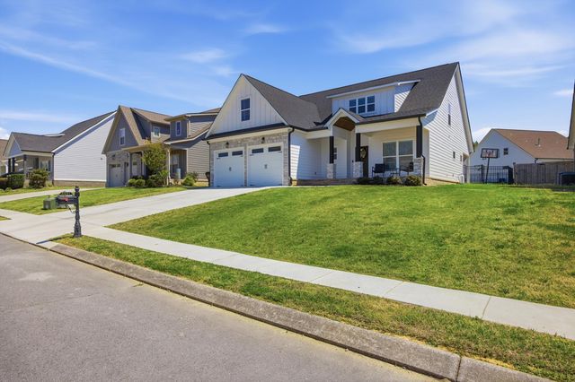 8921 Silver Maple Drive, Ooltewah, TN 37363