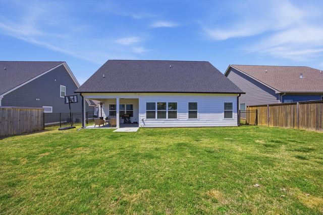 8921 Silver Maple Drive, Ooltewah, TN 37363