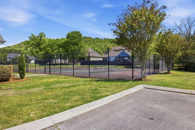 8921 Silver Maple Drive, Ooltewah, TN 37363