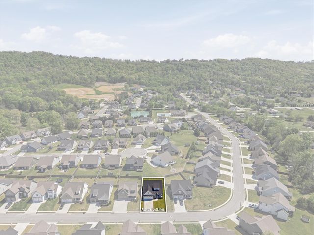 8921 Silver Maple Drive, Ooltewah, TN 37363