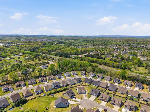 8921 Silver Maple Drive, Ooltewah, TN 37363