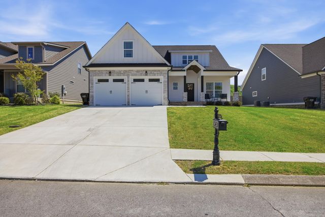 8921 Silver Maple Drive, Ooltewah, TN 37363