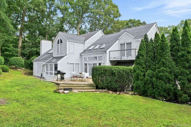35 Highridge Road, Hartsdale, NY 10530