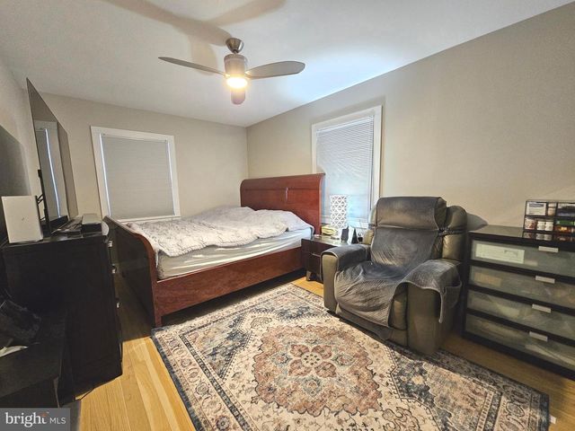 13102 PARSON LN, Fairfax, VA 22033