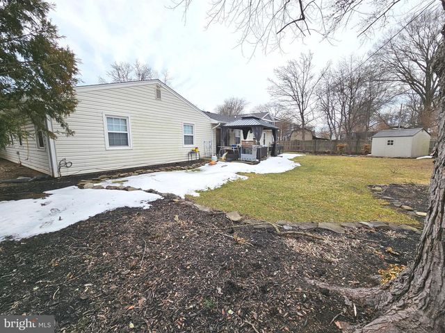 13102 PARSON LN, Fairfax, VA 22033