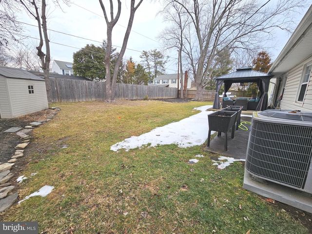 13102 PARSON LN, Fairfax, VA 22033