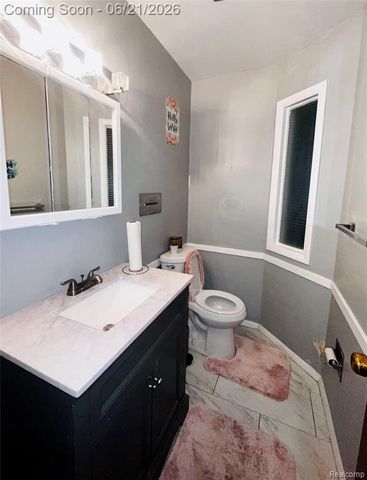 4413 Greenbrook Lane, Flint, MI 48507