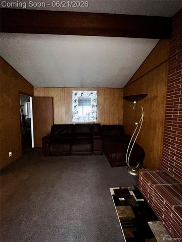 4413 Greenbrook Lane, Flint, MI 48507