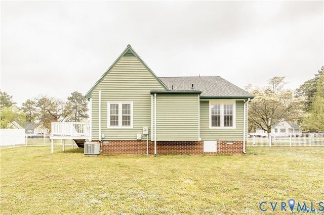 3601 E Chagford Ter, Chester, VA 23831