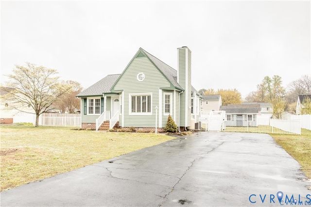 3601 E Chagford Ter, Chester, VA 23831