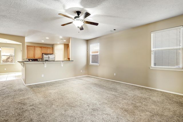 2223 Montevine Avenue SE, Rio Rancho, NM 87124