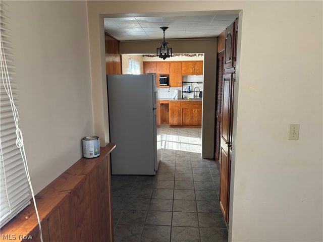 2407 Nesmith Lake Boulevard, Akron, OH 44314