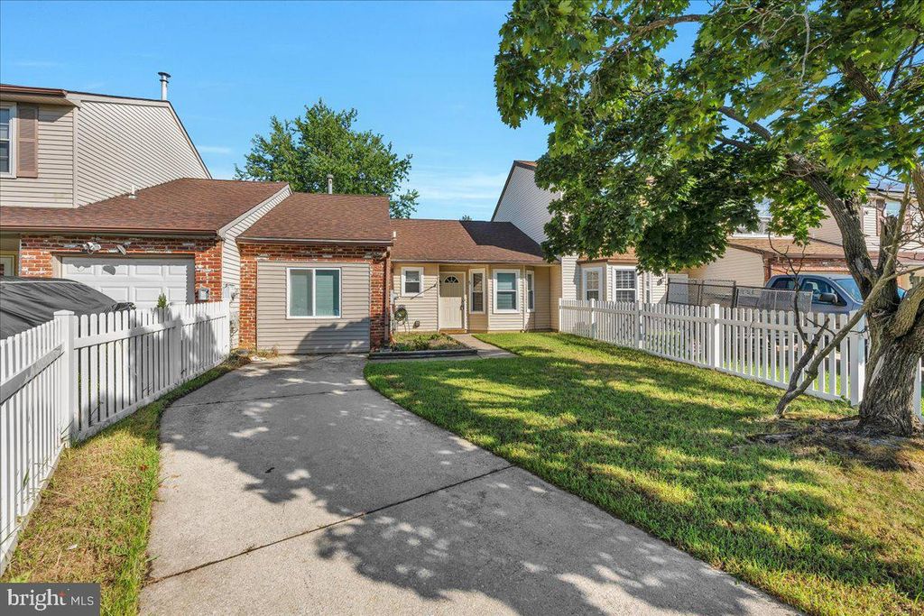 5 HEYWOOD LN, SICKLERVILLE, NJ 08081 — photo 2