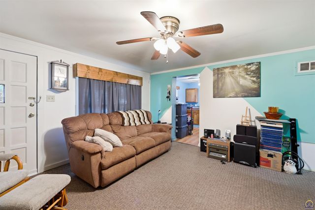 2429 SW Harrison ST, Topeka, KS 66611