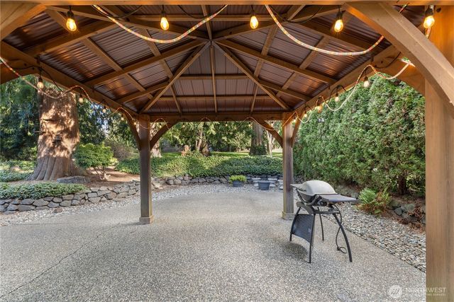 18125 Cedarbough Loop, Arlington, WA 98223