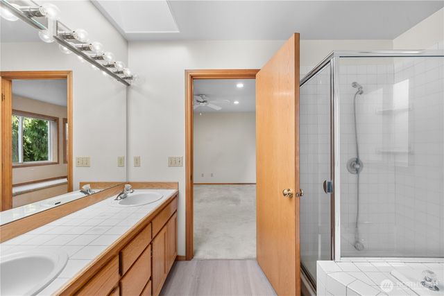 18125 Cedarbough Loop, Arlington, WA 98223